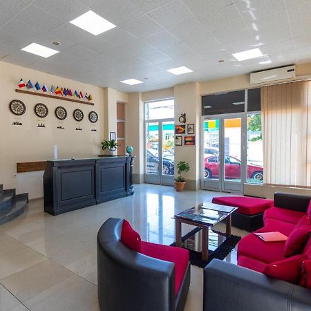 Hotel Phasis Κουτάισι Εξωτερικό φωτογραφία