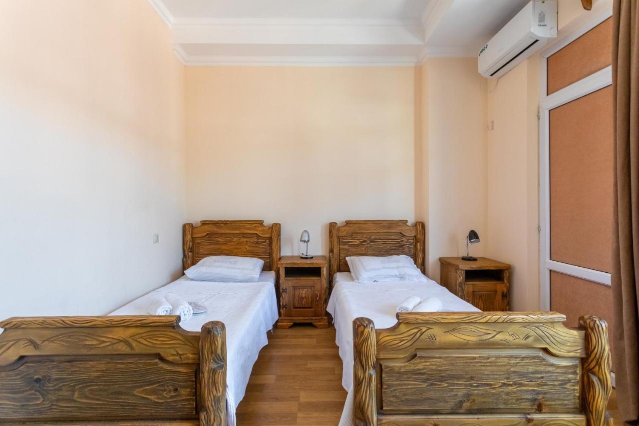 Hotel Phasis Κουτάισι Εξωτερικό φωτογραφία