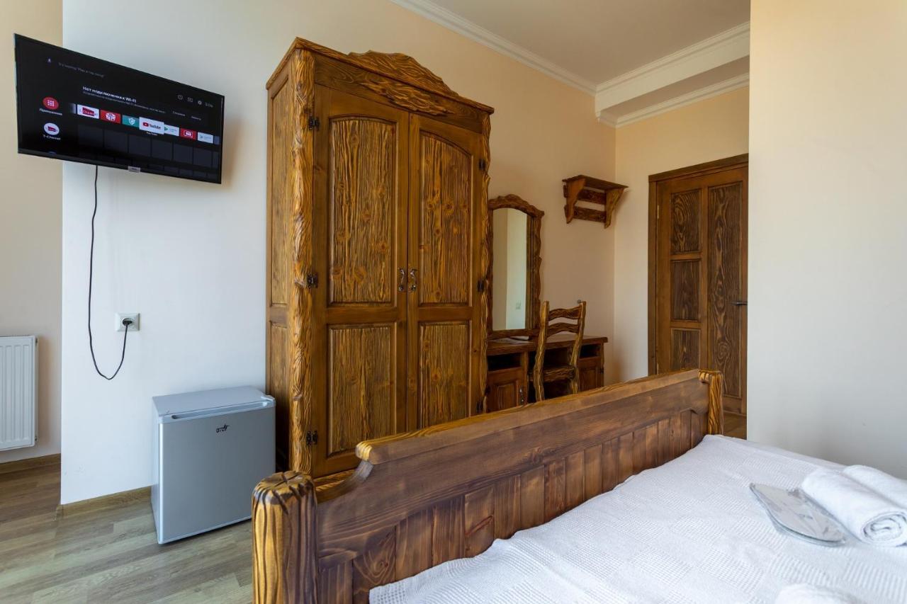 Hotel Phasis Κουτάισι Εξωτερικό φωτογραφία